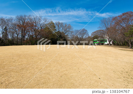 国営武蔵丘陵森林公園 展望広場と展望レストラン 埼玉県滑川町 国営武蔵丘陵森林公園 展望広場と展望レストラン 埼玉県滑川町 138104767
