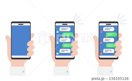 スマートフォンを持っている手　チャットの画面 138105126