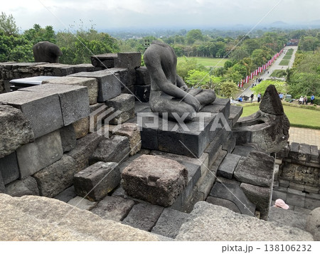インドネシア　ボロブドゥール寺院 138106232