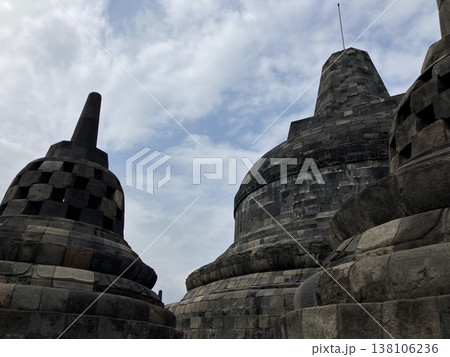 インドネシア　ボロブドゥール寺院 138106236