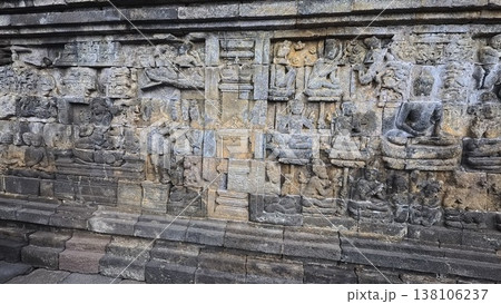インドネシア　ボロブドゥール寺院 138106237
