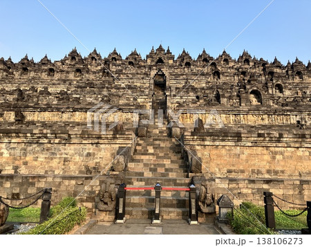 インドネシア　ボロブドゥール寺院 138106273