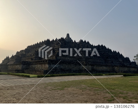 インドネシア　ボロブドゥール寺院 138106276