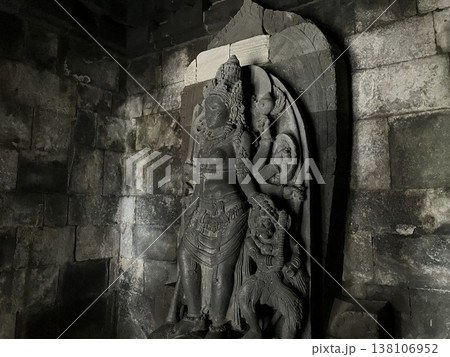 インドネシア　プランバナン遺跡群 138106952