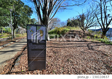 京都 御土居 各所に残る秀吉が築いた土塁 京都 御土居 各所に残る秀吉が築いた土塁 138110637