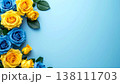 父の日等のイベント用広告バナー素材。左側に配置された黄色と青のバラと、右側の大きなコピースペース。 138111703
