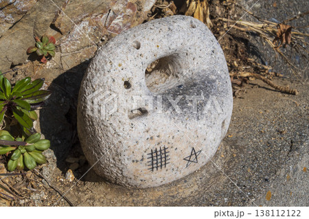 【伊勢志摩】海女の潜水道具「石いかり」 138112122