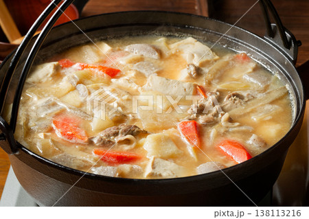 豚汁 138113216