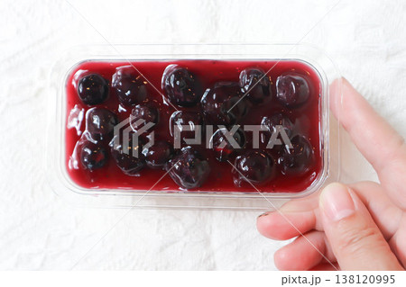 cherry cheese cake or cherry cheesecake and strawberry cheesecake with banoffee cherry cheese cake or cherry cheesecake and strawberry cheesecake with banoffee 138120995