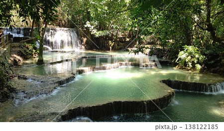 クアンシーの滝【ラオス・ルアンパバーン】 138122185