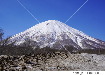 真狩村新陽駐車場から見る羊蹄山（2026年3月） 138126018
