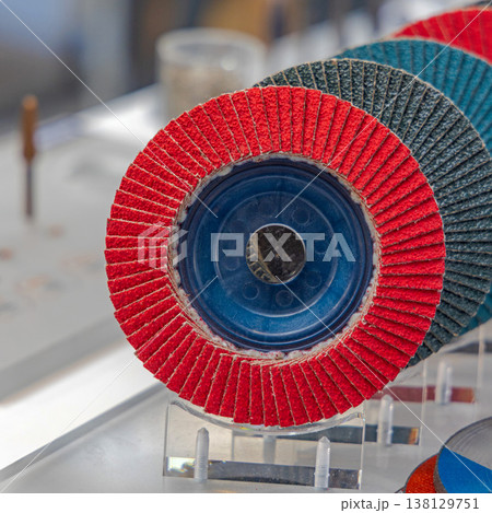 Elastic Flap Disc Grinding Elastic Flap Disc Grinding 138129751