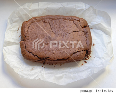 Chocolate Brownie Baking Paper 138130185