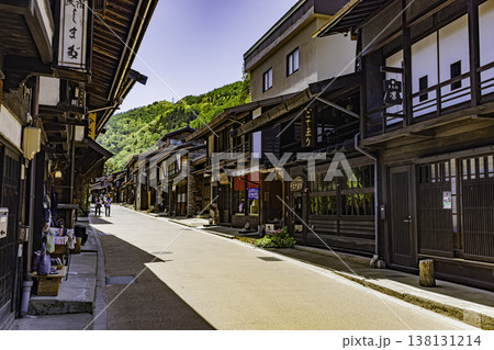 長野県　奈良井宿・古い町並み  138131214