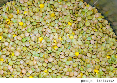 Raw lentils in pot 138133432