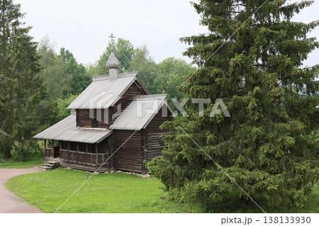 Hidden rustic lodge with peaceful surroundings and shaded grassy area Hidden rustic lodge with peaceful surroundings and shaded grassy area 138133930
