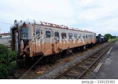 津軽五所川原駅に留置されたキハ22気動車 津軽五所川原駅に留置されたキハ22気動車 138135361