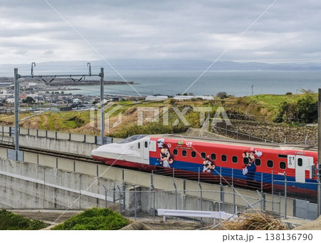 スーパーマリオ新幹線 大村湾を望む スーパーマリオ新幹線 大村湾を望む 138136790