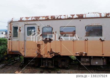 津軽五所川原駅に留置された津軽鉄道キハ22気動車 138137024