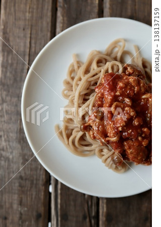 玄米麺で作ったグルテンフリーのミートソースパスタ 玄米麺で作ったグルテンフリーのミートソースパスタ 138137159