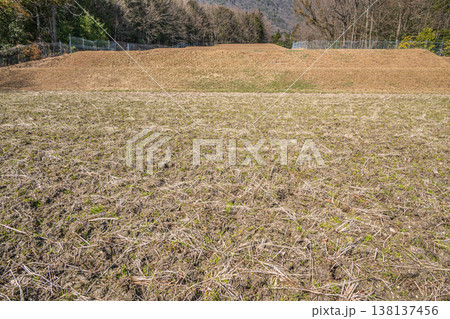 滋賀県湖西地方の棚田風景　滋賀県大津市北小松 138137456