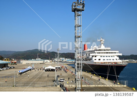 宮古市藤原ふ頭に寄港したクルーズ船にっぽん丸 138139587