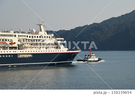 宮古市藤原ふ頭を出港したクルーズ船にっぽん丸 138139654