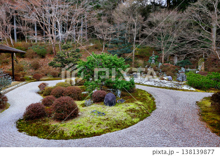 曼殊院　庭　風情 138139877