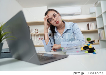 Office syndrome and mental fatigue in workplace setting 138142744