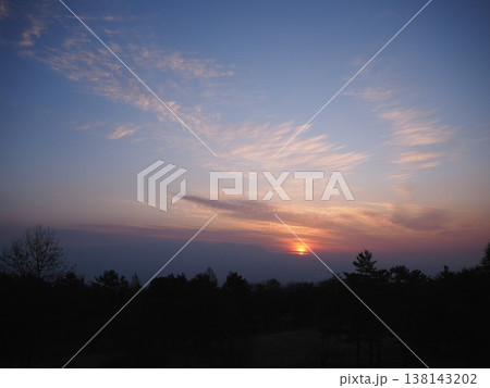 春雲の中からの日の出(20260324055031) 春雲の中からの日の出(20260324055031) 138143202