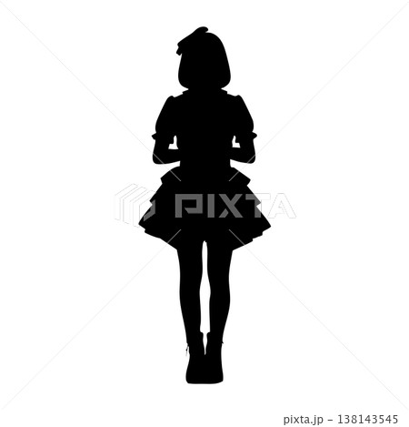 女性のアイドルのシルエットポーズ 女性のアイドルのシルエットポーズ 138143545