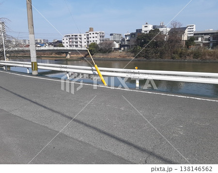 川沿いの景色　橋の景色　橋 138146562