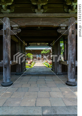 【神奈川県】鎌倉にある英勝寺の立派な山門 138150495