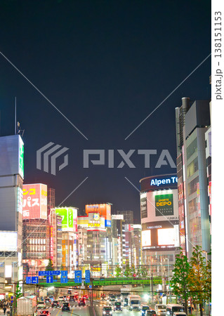 【東京都】5月・西新宿の街風景 138151153