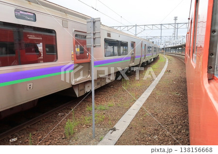 北海道道南いさりび鉄道線 函館駅から七重浜駅までの風景 北海道道南いさりび鉄道線 函館駅から七重浜駅までの風景 138156668