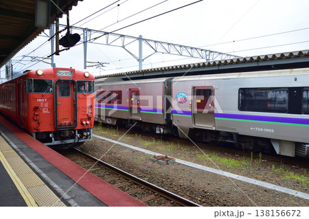 北海道道南いさりび鉄道線　函館駅から七重浜駅までの風景 138156672