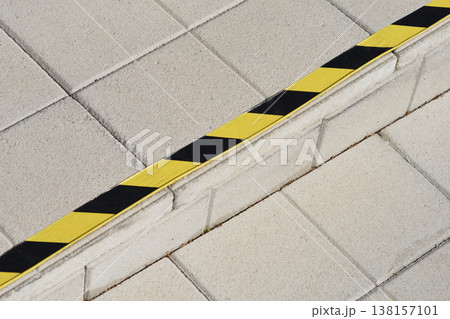 Sidewalk step Sidewalk step 138157101