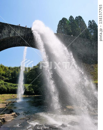通潤橋の放水 (熊本県山都町) 通潤橋の放水 (熊本県山都町) 138157765