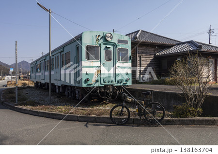 鍛冶屋線の車両 138163704