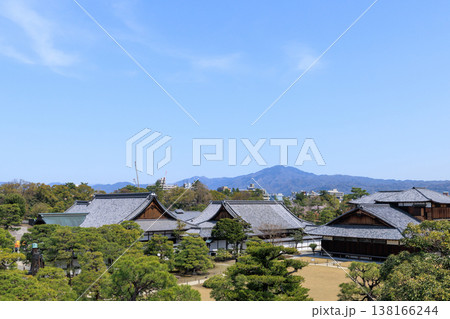 京都の春の二条城 本丸御殿 京都の春の二条城 本丸御殿 138166244