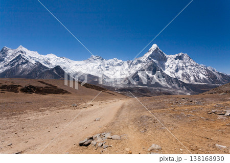 Mountains landscape from Chukhung Ri viewpoint, Nepal 138168930