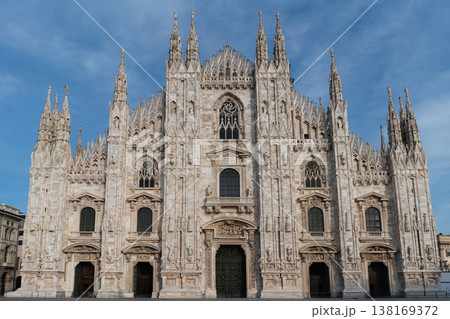 Milan Cathedral Duomo facade in Piazza del Duomo. Milan, Italy Milan Cathedral Duomo facade in Piazza del Duomo. Milan, Italy 138169372