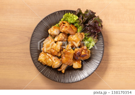 若どり もも肉 テリヤキ 若どり もも肉 テリヤキ 138170354