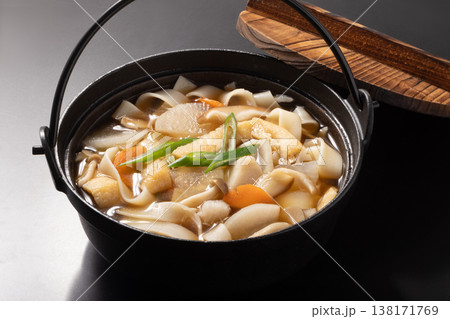 ［群馬県］おっ切り込み　うどん 138171769