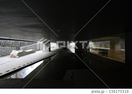 美術館の中庭 美術館の中庭 138173318