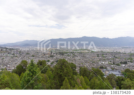 Panoramic view of traditional house of the old town Lijiang, China. Dayan, commonly called the Old Town of Lijiang. Look from Lion Hill. Panoramic view of traditional house of the old town Lijiang, China. Dayan, commonly called the Old Town of Lijiang. Look from Lion Hill. 138173420