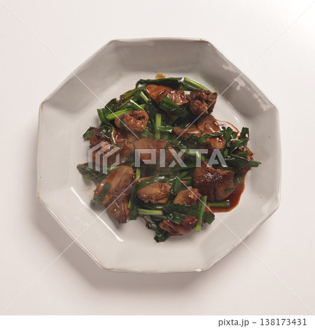ニラレバ炒め(レバニラ炒め) 中華料理 盛り付け ニラレバ炒め(レバニラ炒め) 中華料理 盛り付け 138173431