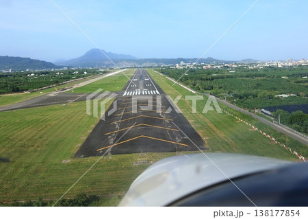 空港 飛行場 エアポート 138177854