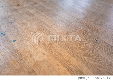 図工室の机の写真 図工室の机の写真 138178015
