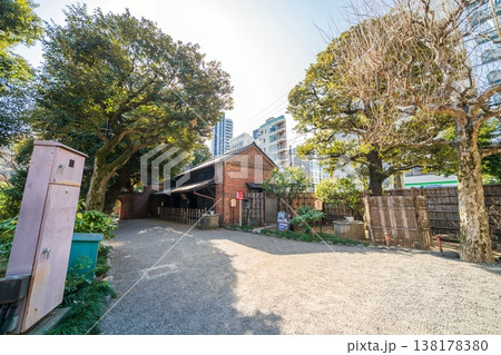 「東京都」旧乃木邸の風景・馬小屋 港区赤坂 「東京都」旧乃木邸の風景・馬小屋 港区赤坂 138178380